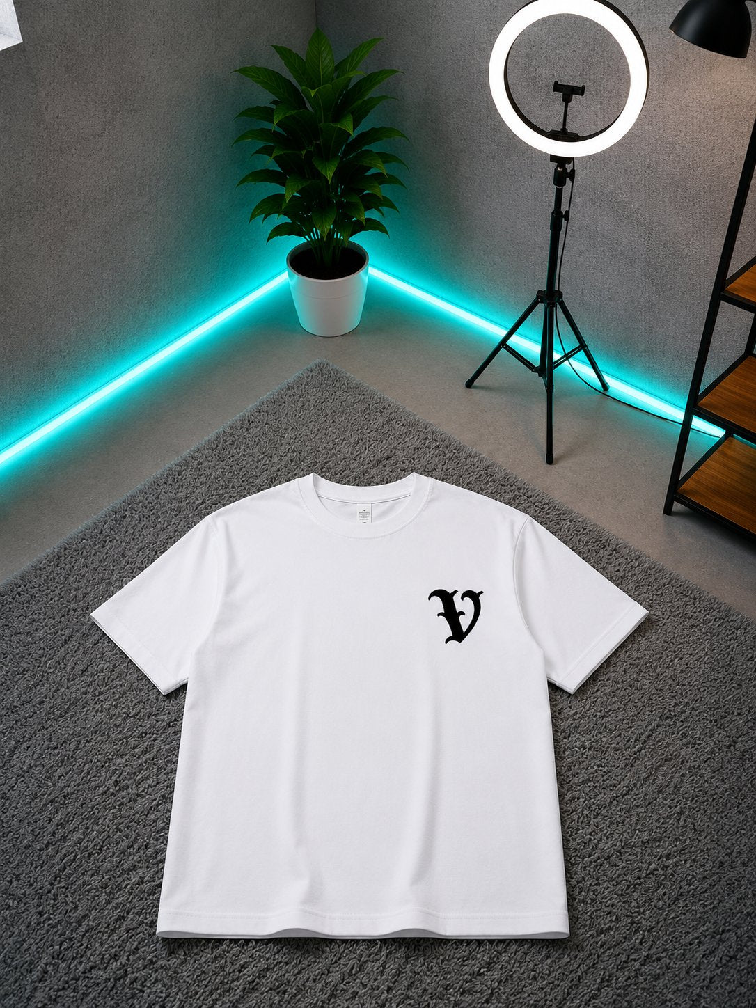 V تيشيرت