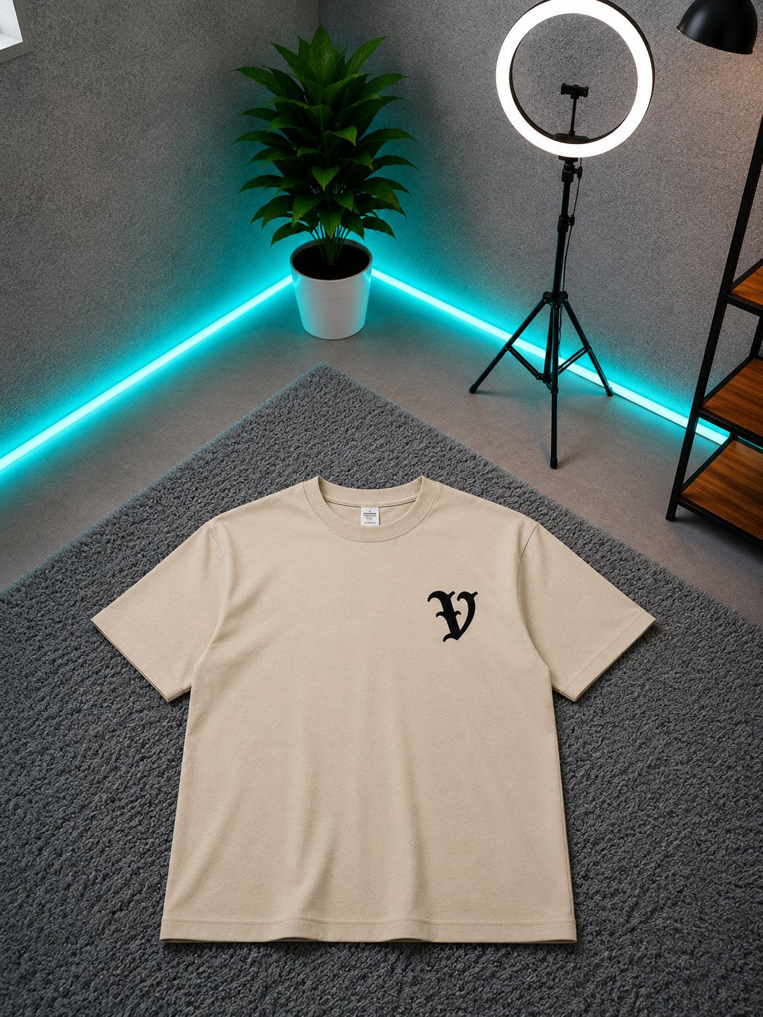 V تيشيرت